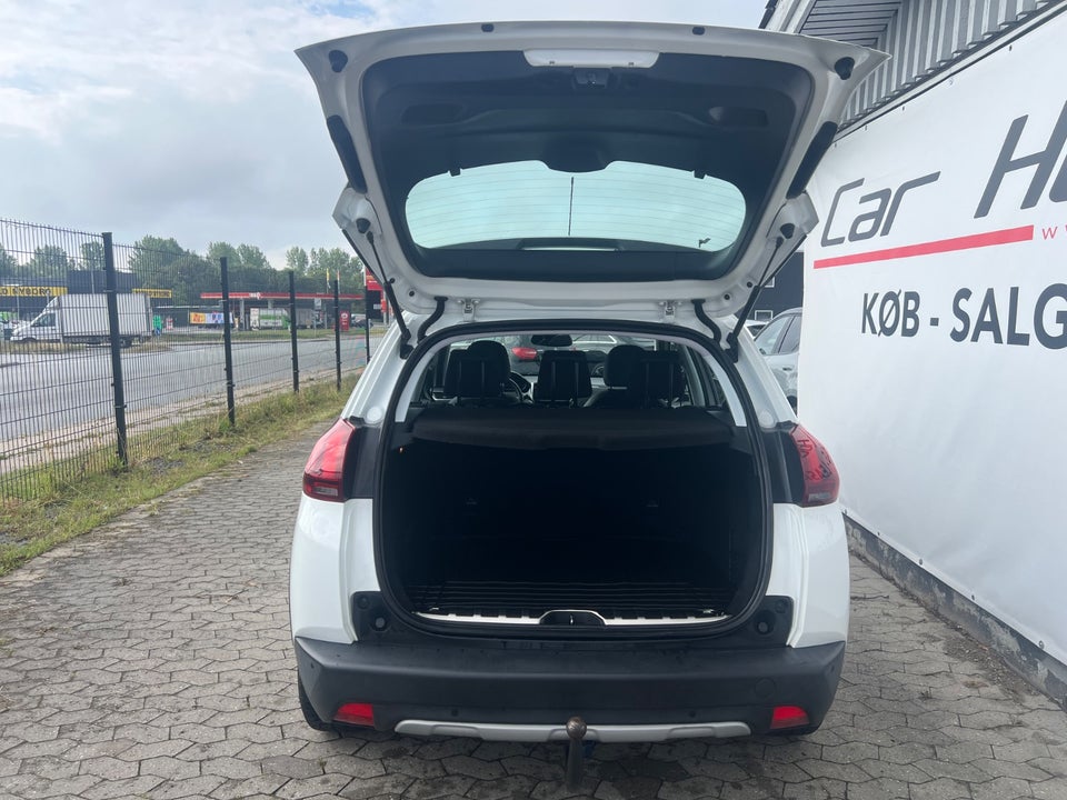 Peugeot 2008 1,2 e-THP 110 Allure 5d