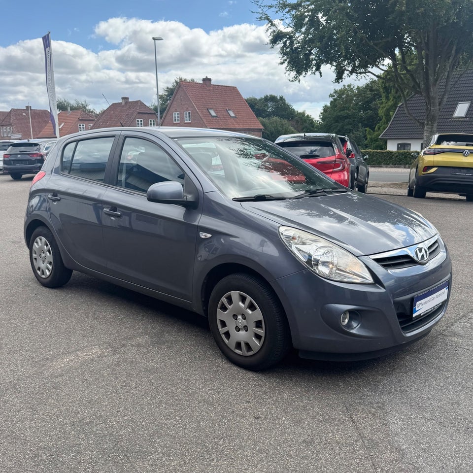 Hyundai i20 1,25 Comfort 5d