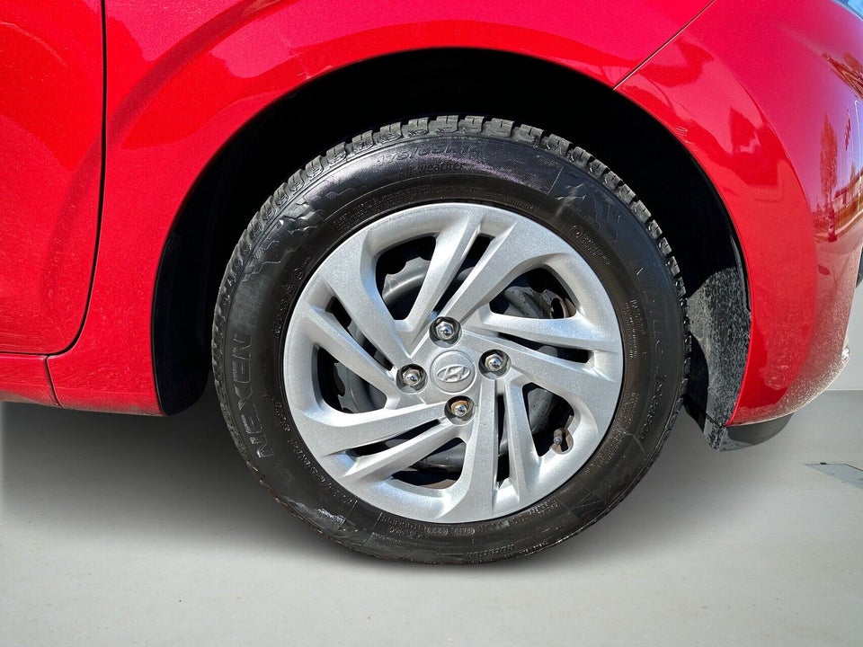 Hyundai i10 1,0 MPi Essential AMT 5d