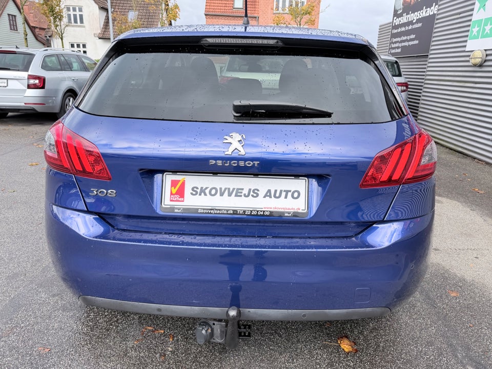 Peugeot 308 1,5 BlueHDi 130 Prestige 5d
