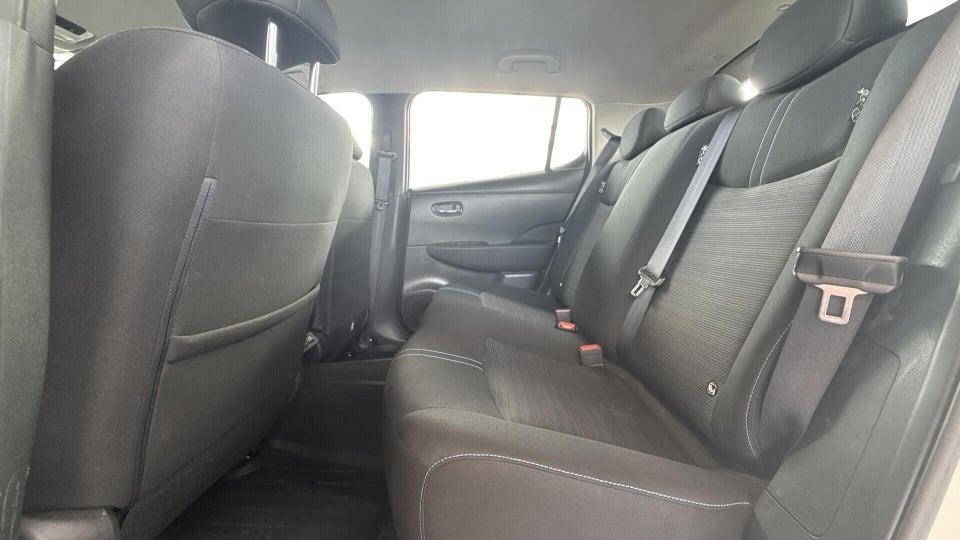 Nissan Leaf 39 Acenta 5d
