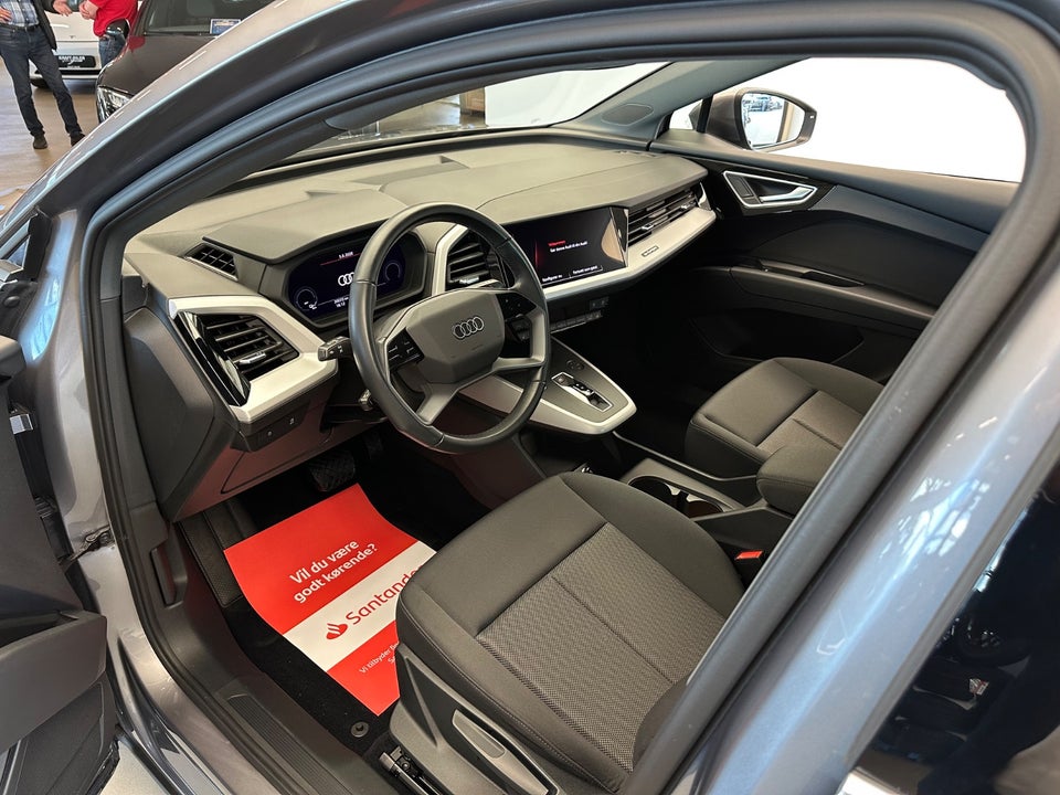 Audi Q4 e-tron 45 Progress 5d
