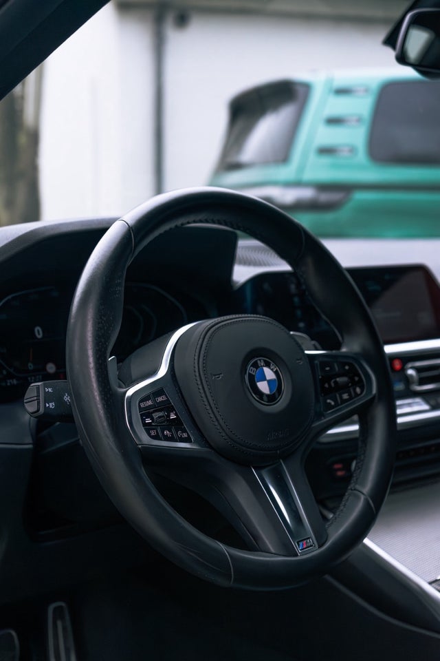 BMW 330i 2,0 M-Sport aut. 4d