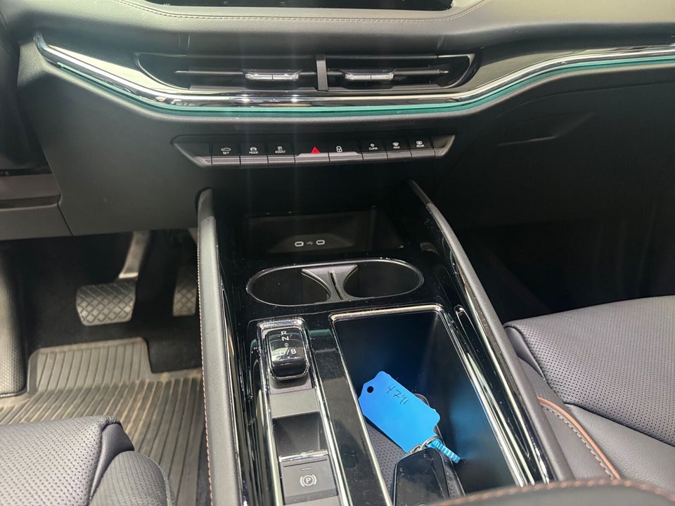 Skoda Enyaq 80 iV Suite 5d