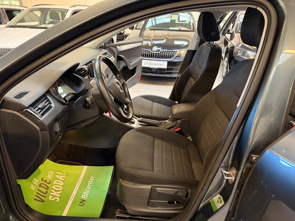 Skoda Octavia 1,4 TSi 140 Elegance Combi DSG 5d