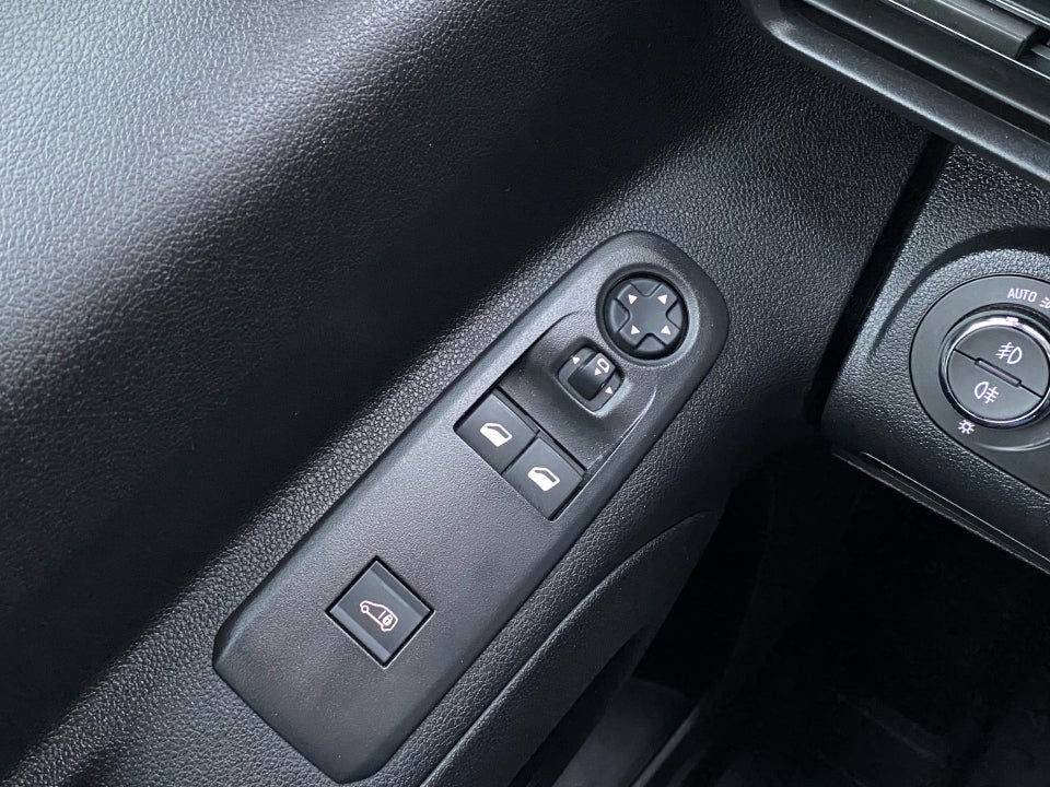 Opel Combo 1,5 D 102 Essentia L2V2