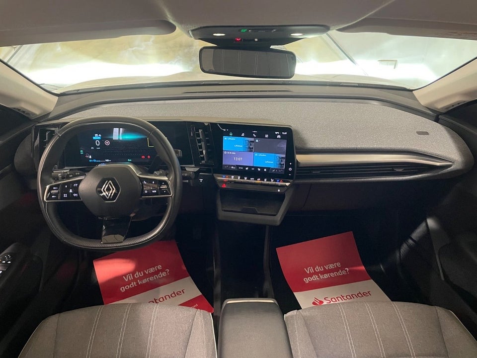 Renault Megane E-Tech 40 Equilibre 5d