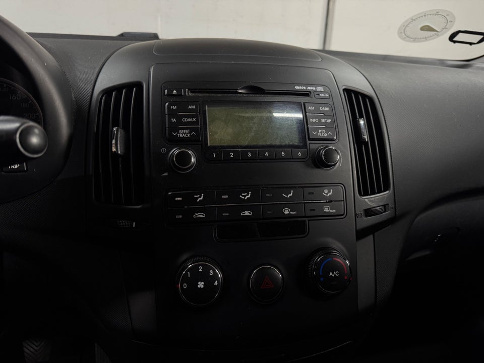 Hyundai i30 1,6 CVVT Comfort 5d