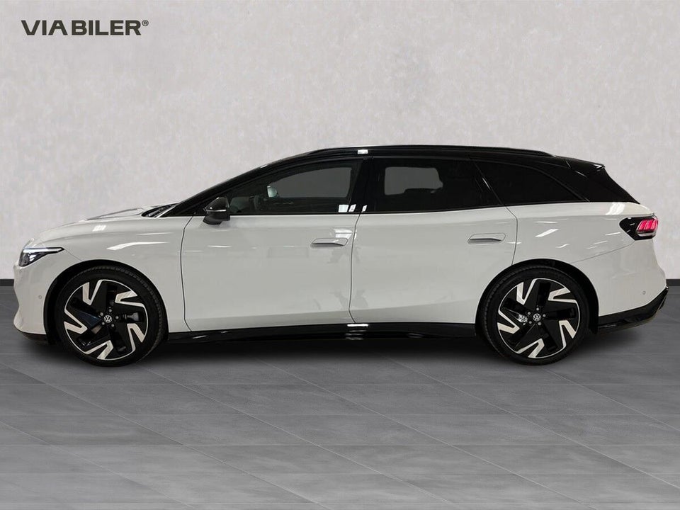 VW ID.7 86 Style S Tourer 5d