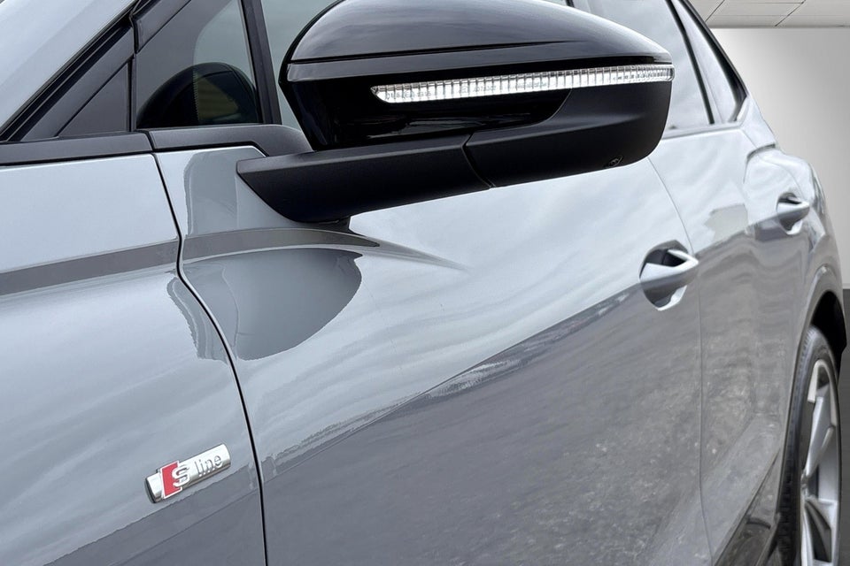 Audi Q4 e-tron 45 S-line Edition Sportback 5d