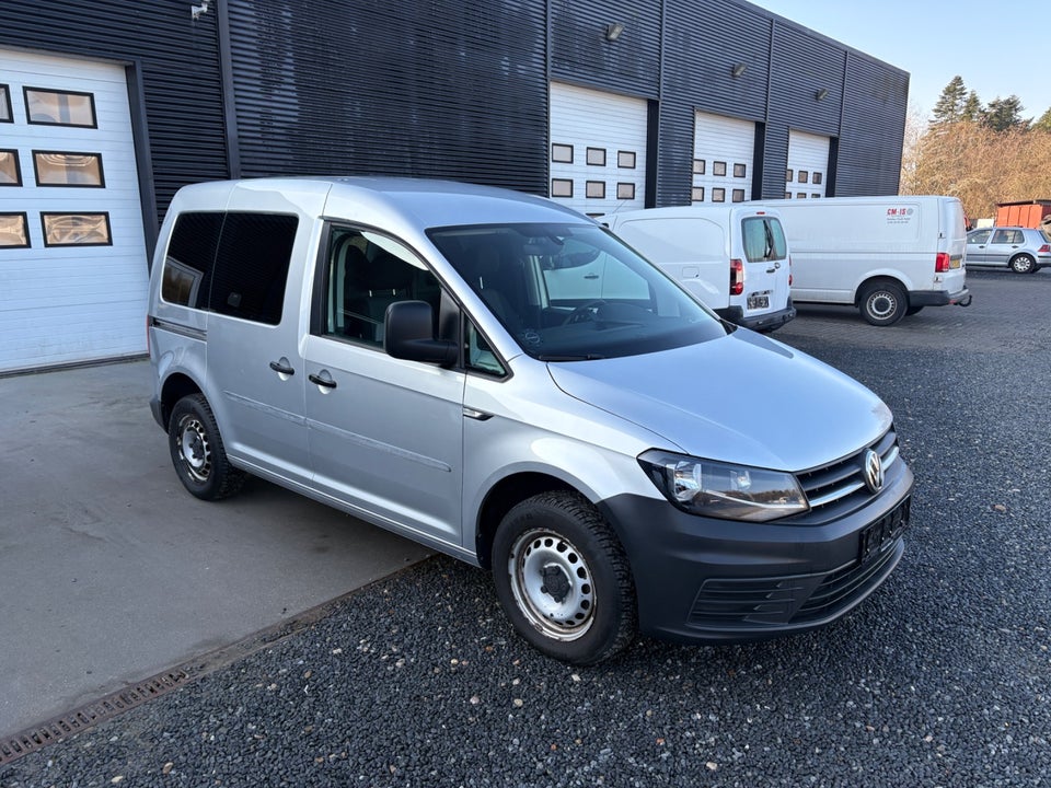 VW Caddy 2,0 TDi 102 BMT Van 4d
