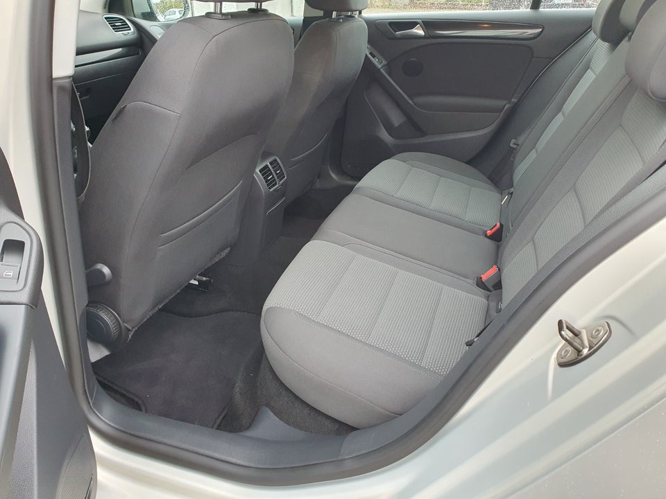 VW Golf VI 1,2 TSi 105 Comfortline BMT 5d