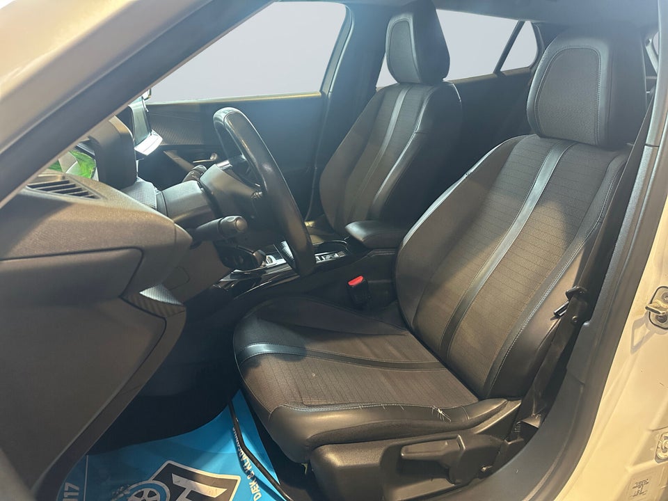 Peugeot e-2008 50 Allure Pack 5d