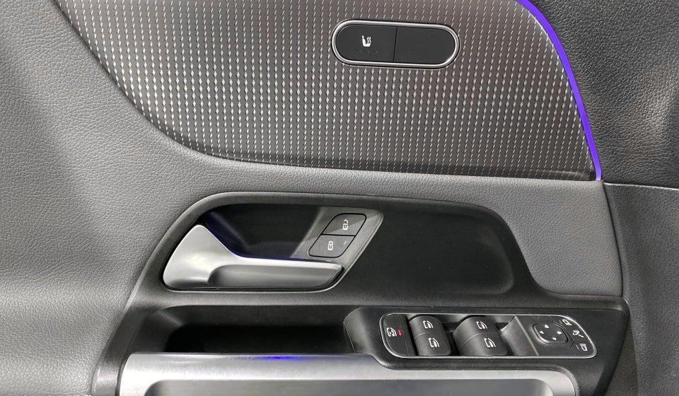 Mercedes EQB250 Electric Art 7prs 5d