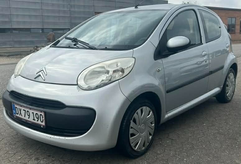Citroën C1 1,0i  5d