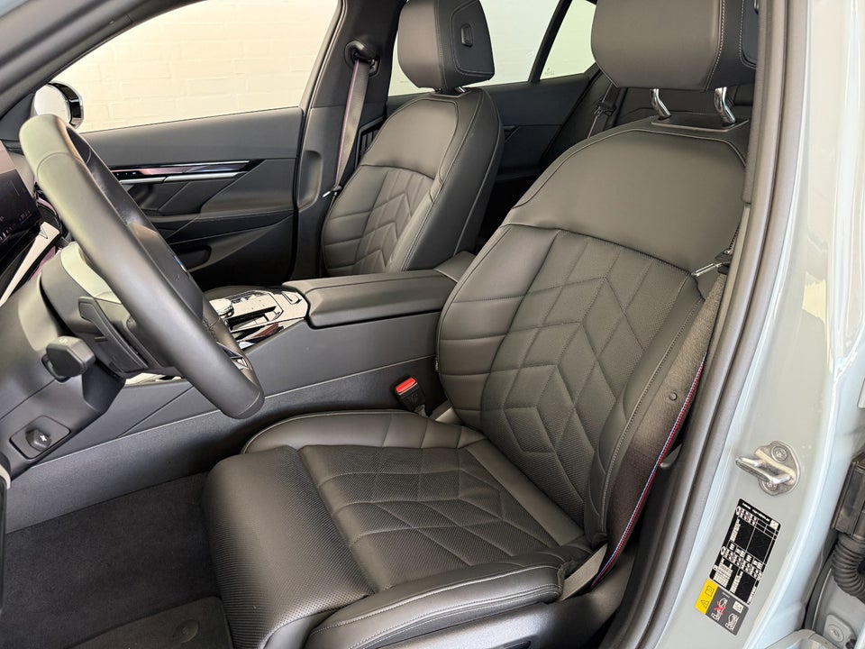 BMW i5 eDrive40 M-Sport Pro 4d