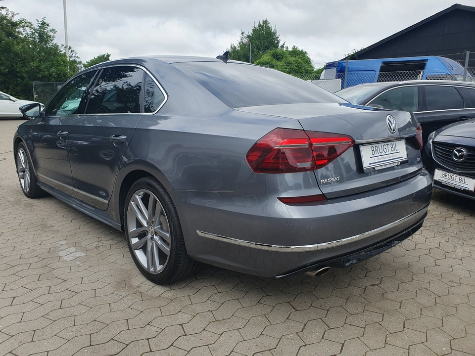 VW Passat 1,8 TSi 180 R-line DSG 4d