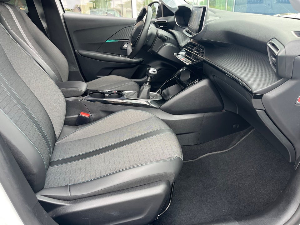 Peugeot 208 1,2 PureTech 100 Allure 5d