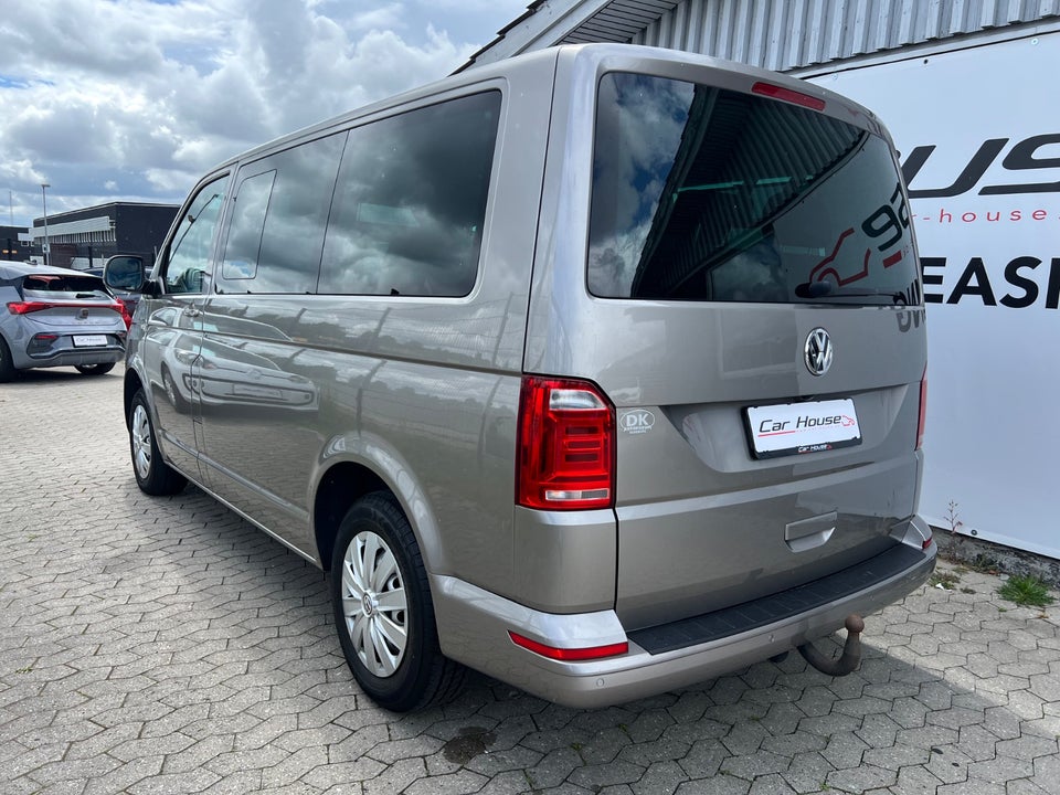 VW Multivan 2,0 TDi 150 Comfortline DSG kort
