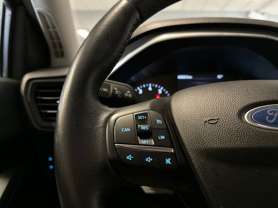 Ford Focus 1,0 EcoBoost Titanium 5d