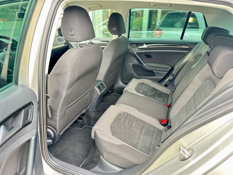 VW Golf VII 1,5 TSi 150 Highline DSG 5d