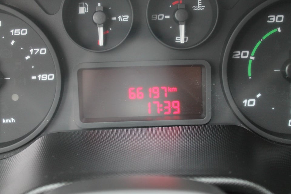 Iveco Daily 2,3 35S15 12m³ Van