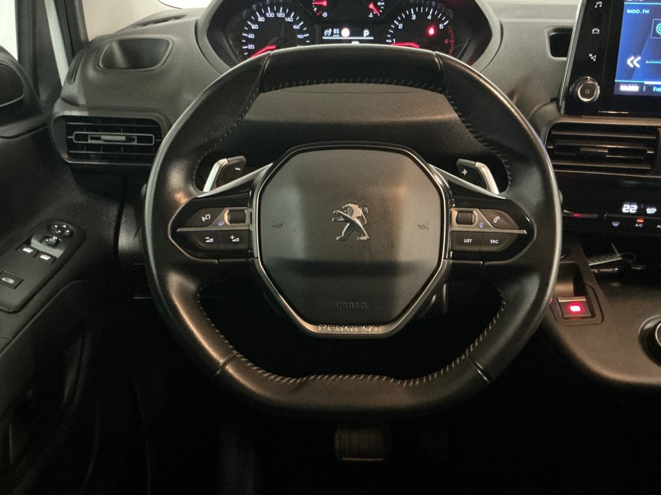 Peugeot Partner 1,5 BlueHDi 130 L2V2 Plus EAT8 Van