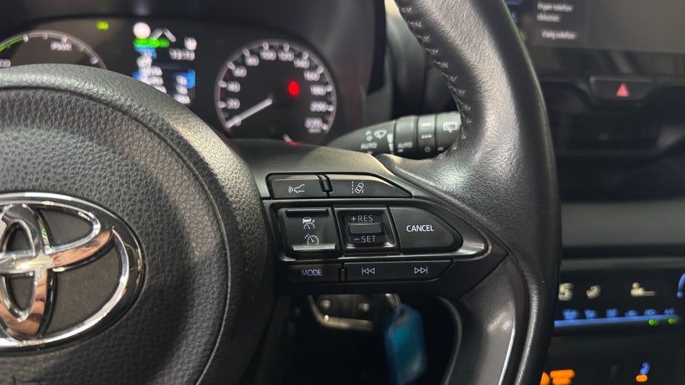 Toyota Yaris 1,5 Hybrid Active e-CVT 5d