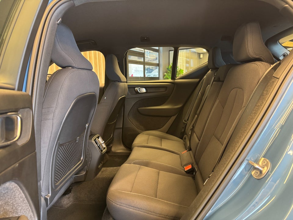 Volvo XC40 ReCharge Extended Range Plus 5d