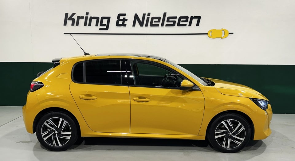 Peugeot 208 1,5 BlueHDi 100 Allure Sky 5d