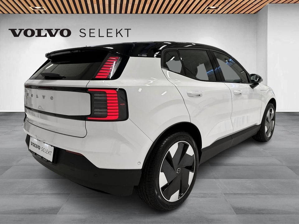 Volvo EX30 Extended Range Ultra 5d