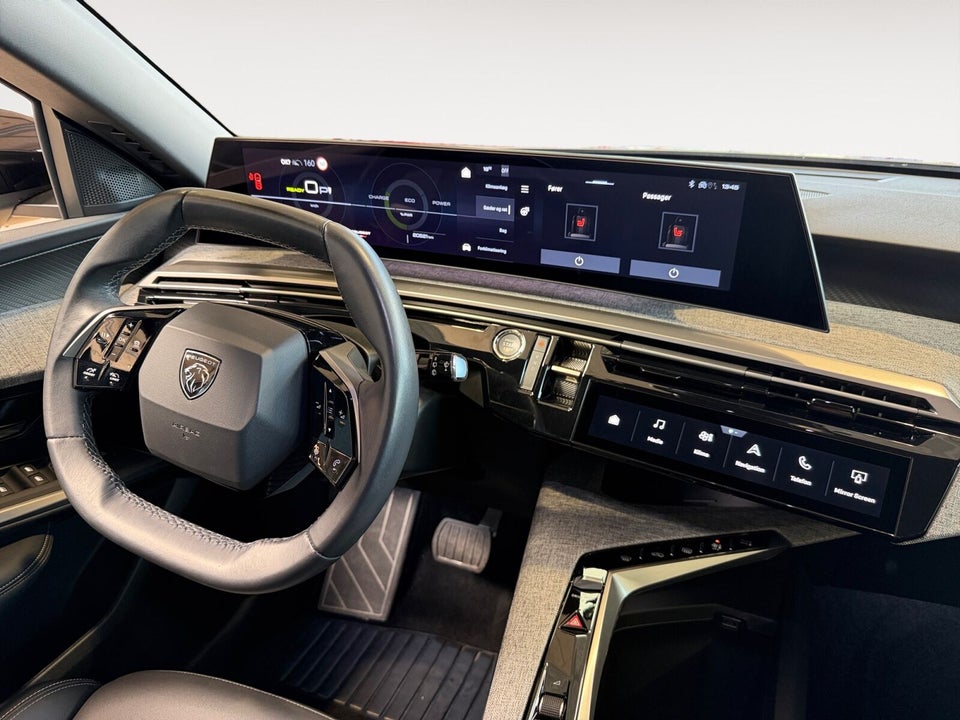 Peugeot e-5008 77 Allure 7prs 5d