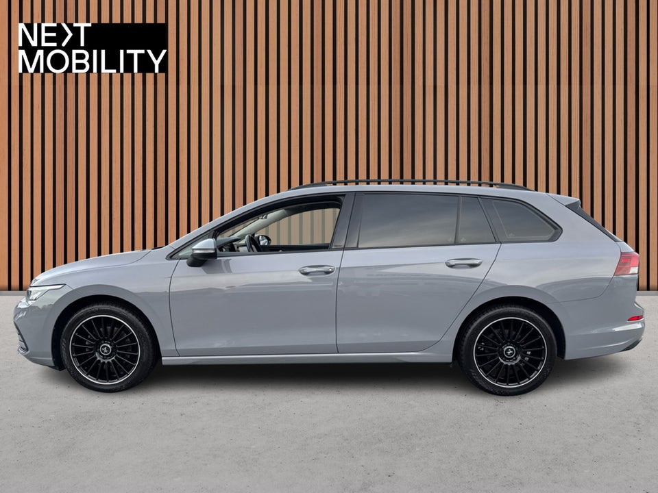 VW Golf VIII 1,5 TSi 130 Life Variant 5d