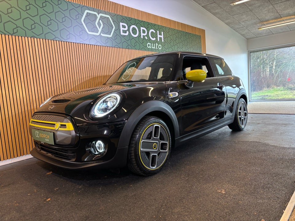 MINI Cooper SE Classic Trim 3d