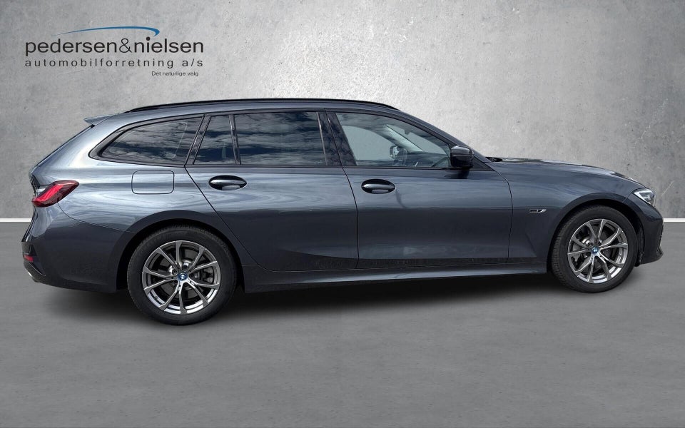 BMW 330e 2,0 Touring Sport Line aut. 5d