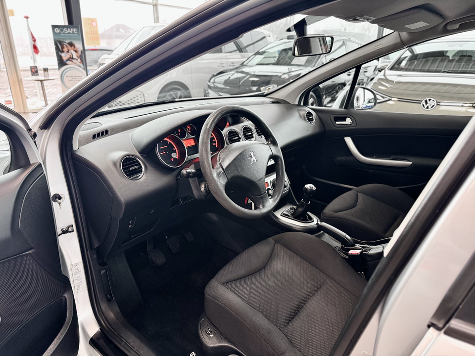 Peugeot 308 1,6 HDi 92 Comfort+ stc. 5d