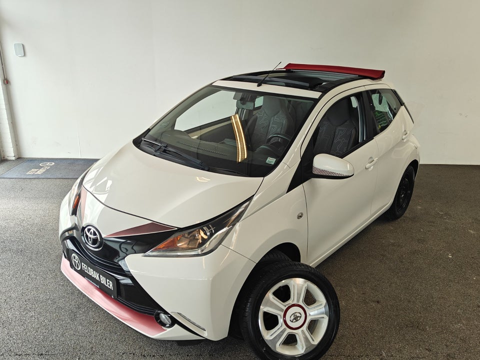 Toyota Aygo 1,0 VVT-i x-sky 5d