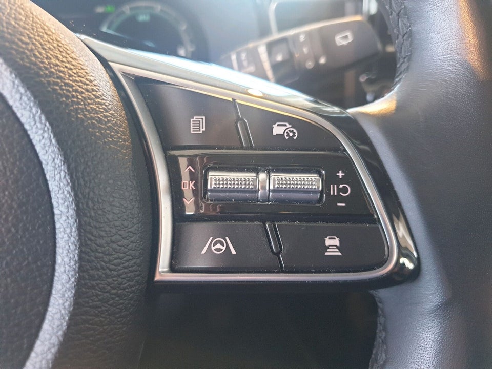 Kia XCeed 1,6 PHEV Upgrade DCT 5d