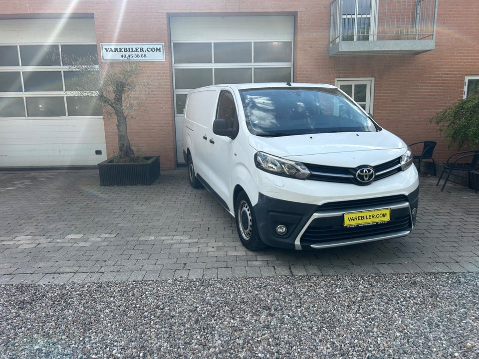 Toyota ProAce 2,0 D 120 Long Comfort 5d