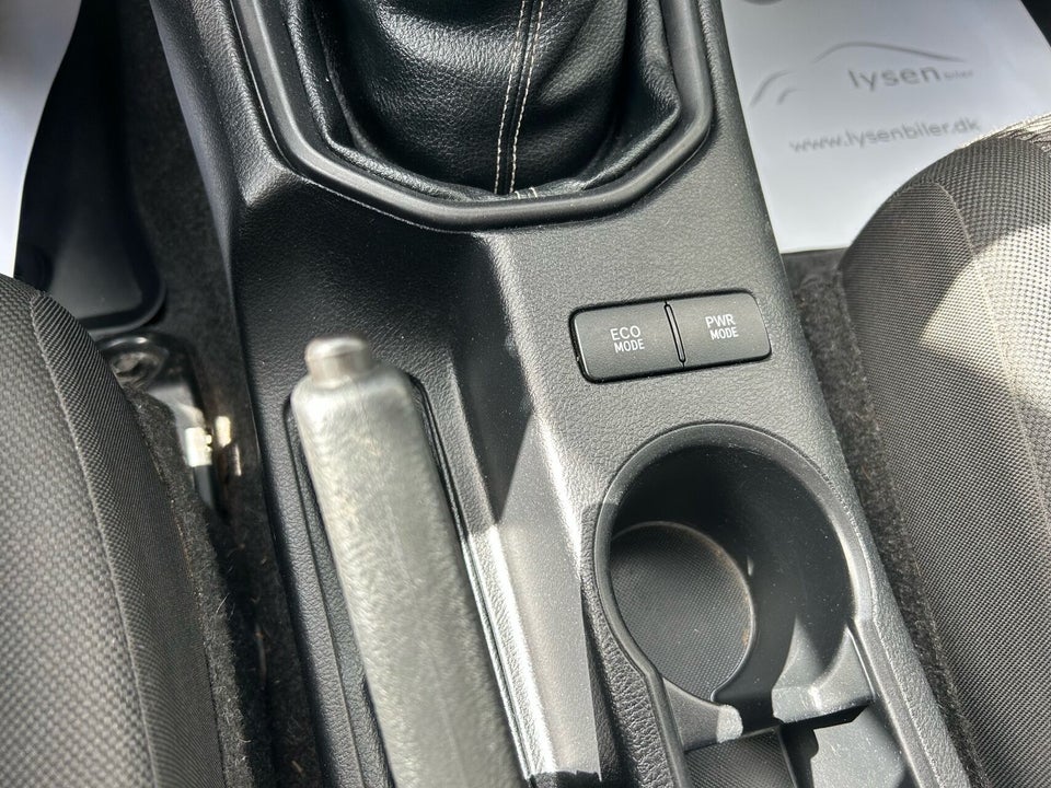 Toyota HiLux 2,4 D-4D 150 T1 Ex.Kab 2d