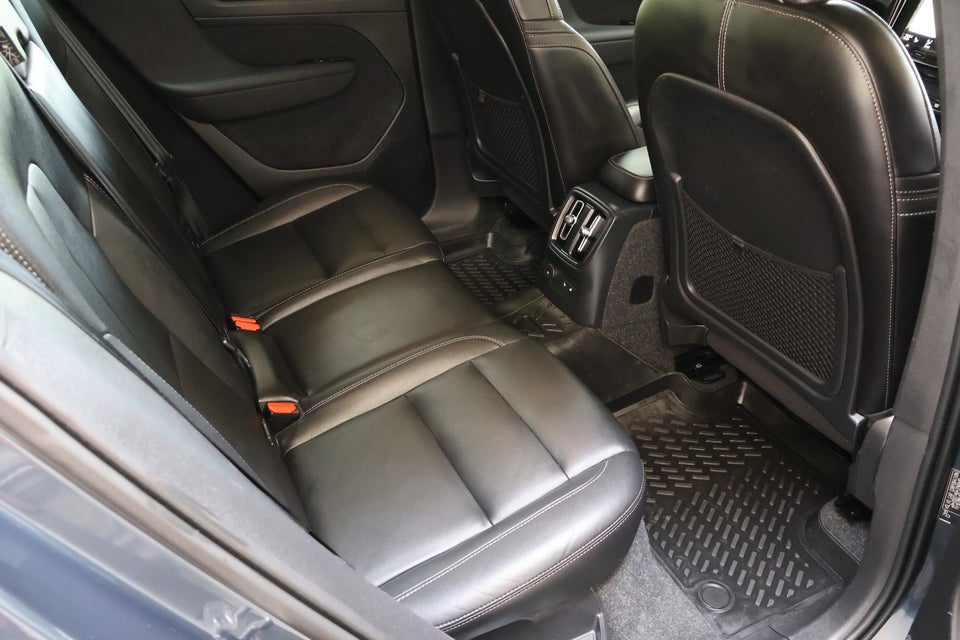 Volvo XC40 1,5 T5 ReCharge Inscription aut. 5d