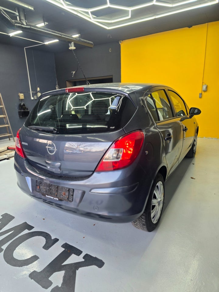 Opel Corsa 1,0 12V Enjoy 5d