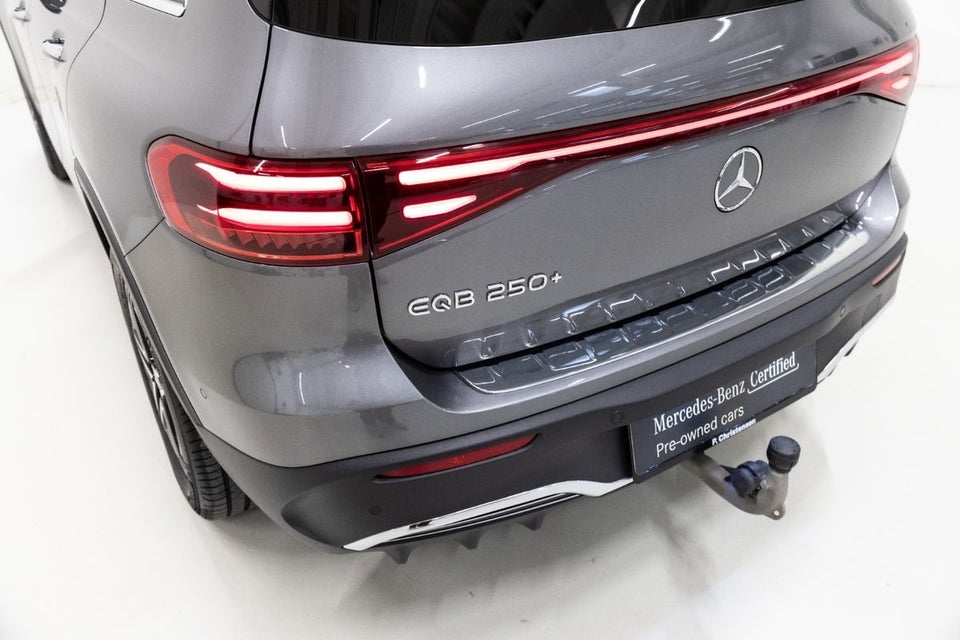 Mercedes EQB250+ AMG Premium 5d
