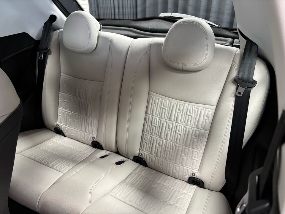 Fiat 500e 42 la Prima 3+1 4d