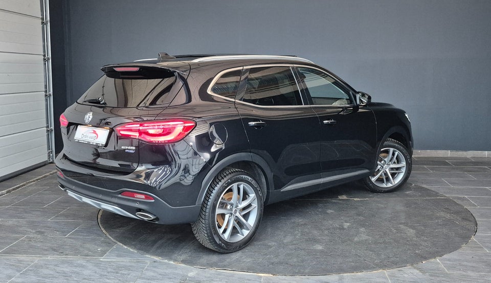 MG EHS 1,5 PHEV Luxury 5d