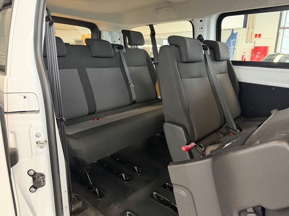 Peugeot e-Expert 75 L3 Combi