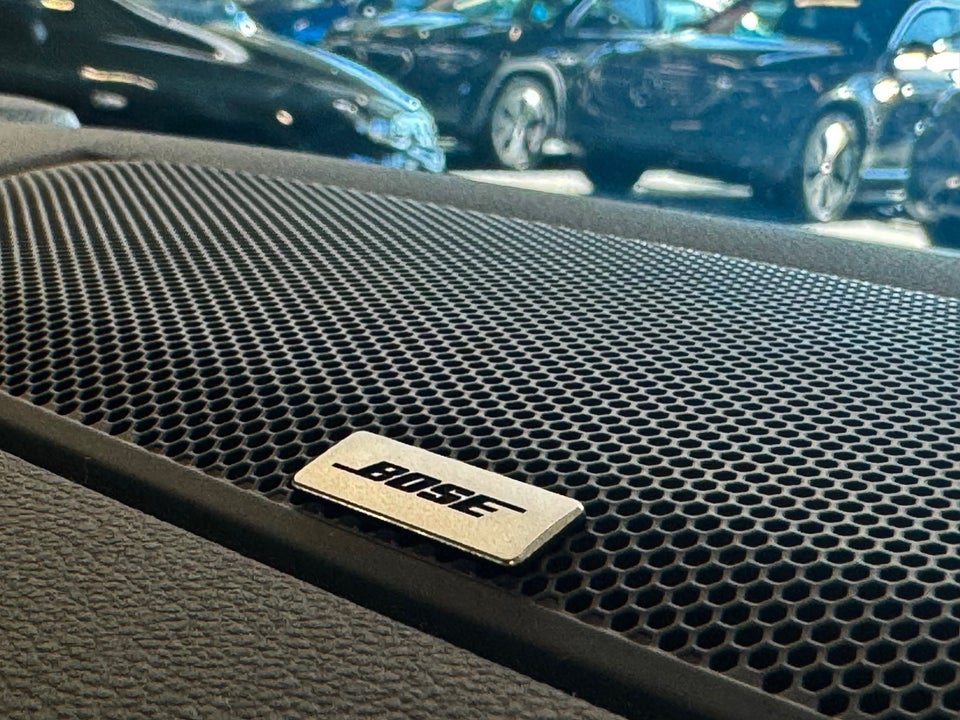 Renault Megane IV 1,3 TCe 160 Bose Edition Sport Tourer EDC 5d