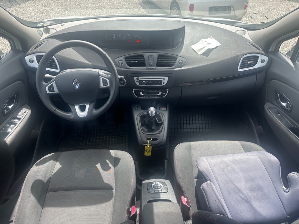 Renault Scenic III 1,5 dCi 110 Dynamique 5d