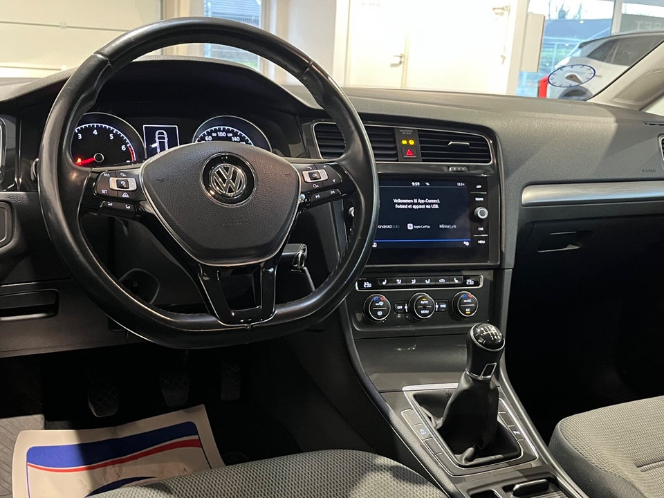 VW Golf VII 1,5 TSi 130 Comfortline Variant 5d