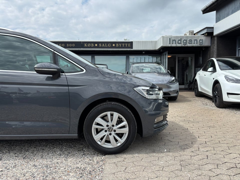 VW Touran 1,5 TSi 150 Highline Family DSG 7prs 5d